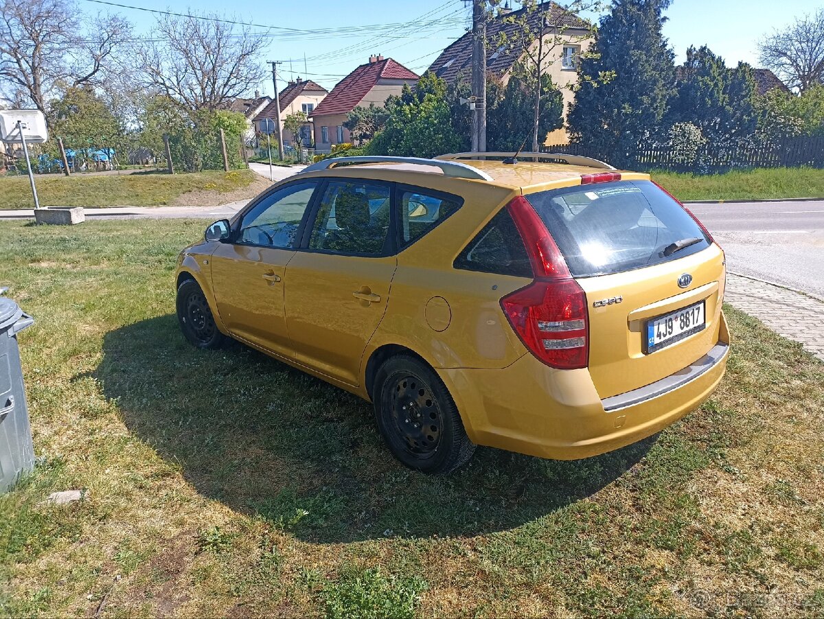 Kia Ceed SW 1.6 CRDi - 3