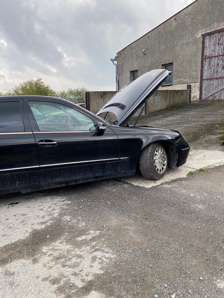 Mercedes w211 2.6 v6 - 3