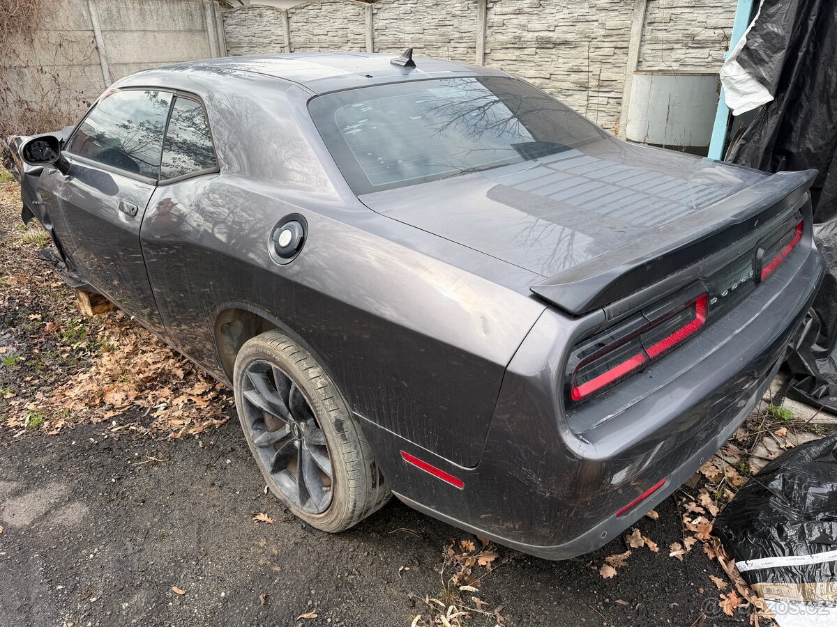 Dodge Challenger 5.7 2017 R.V Bourany - 3