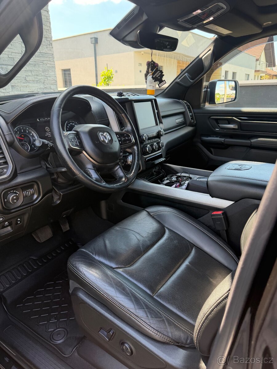 Dodge Ram 1500 šport 4x4 - 3