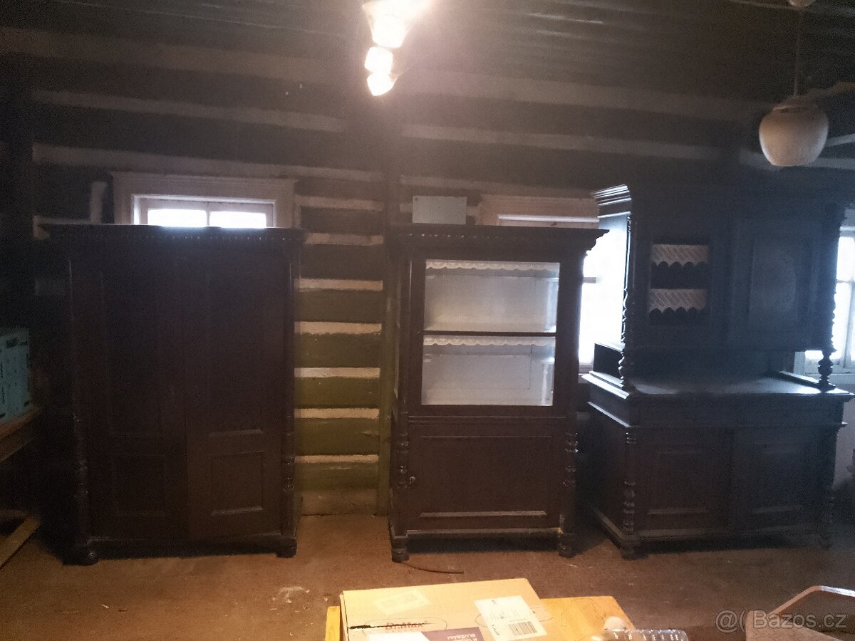 Stará skříň - 3
