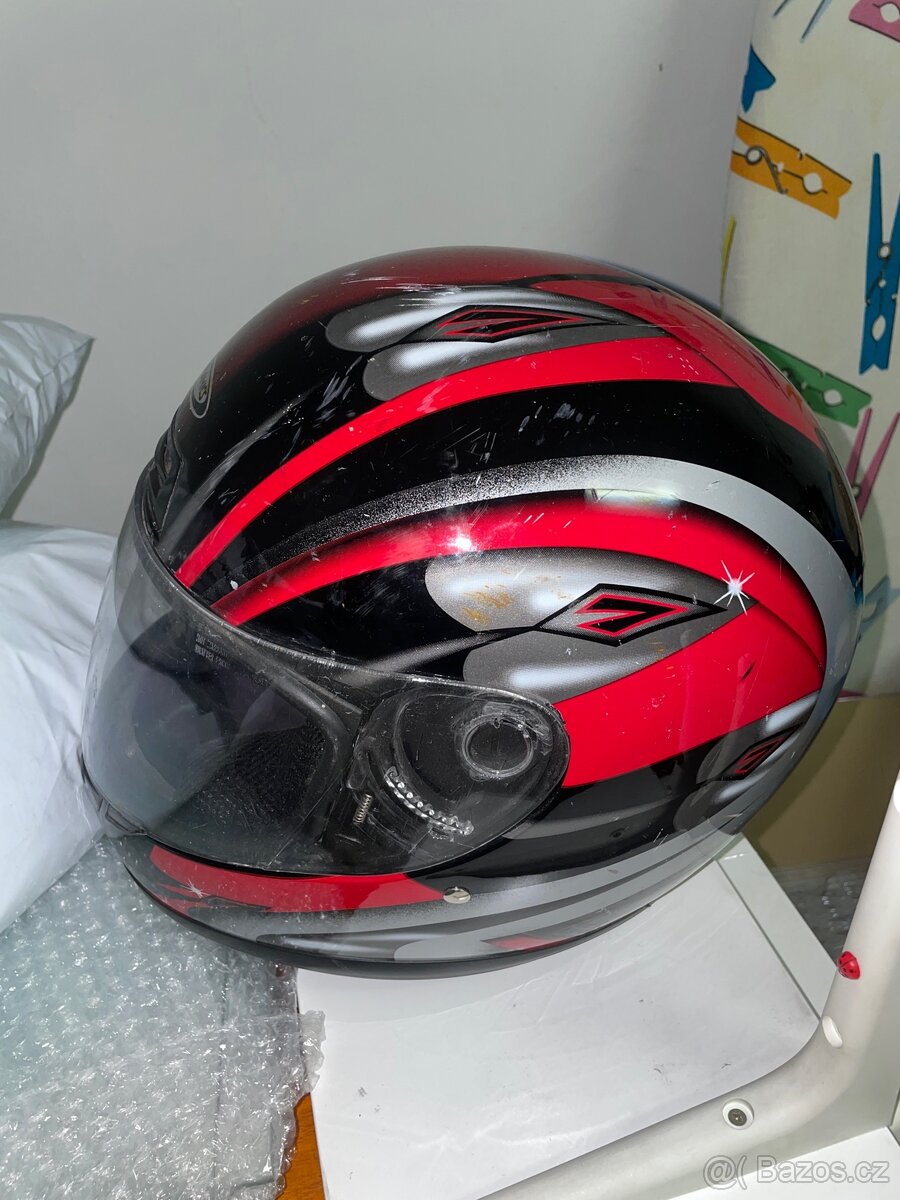 Motorkářská helma - 3