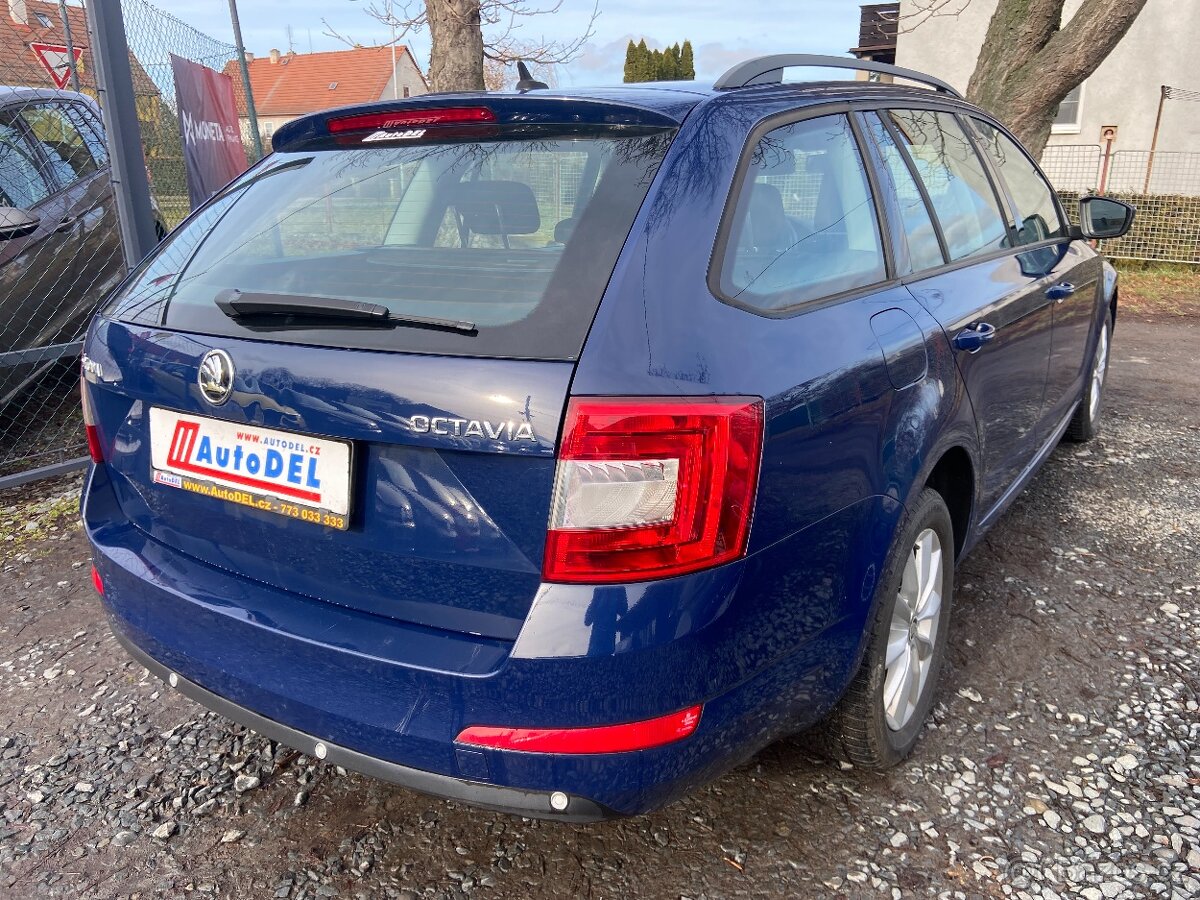 Škoda Octavia 1.6 TDi DSG Navigace, Tempomat - 3
