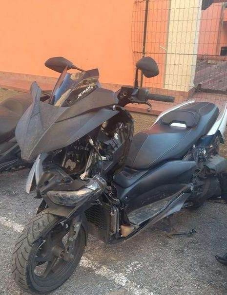 Rozpredám Yamaha X-max 125 250 300 - 3