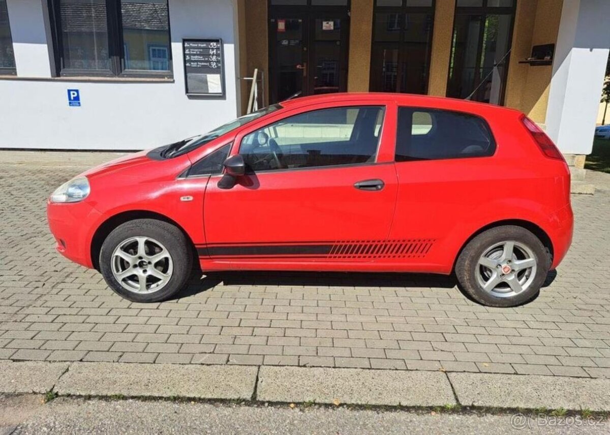 Fiat Grande Punto 1,2 i benzín manuál 51 kw - 3