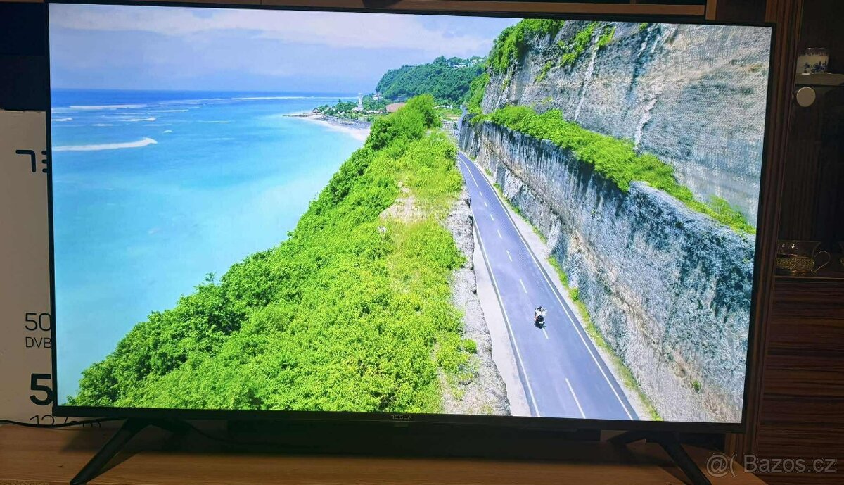 SMART Televize TESLA 50S635BUS - 3