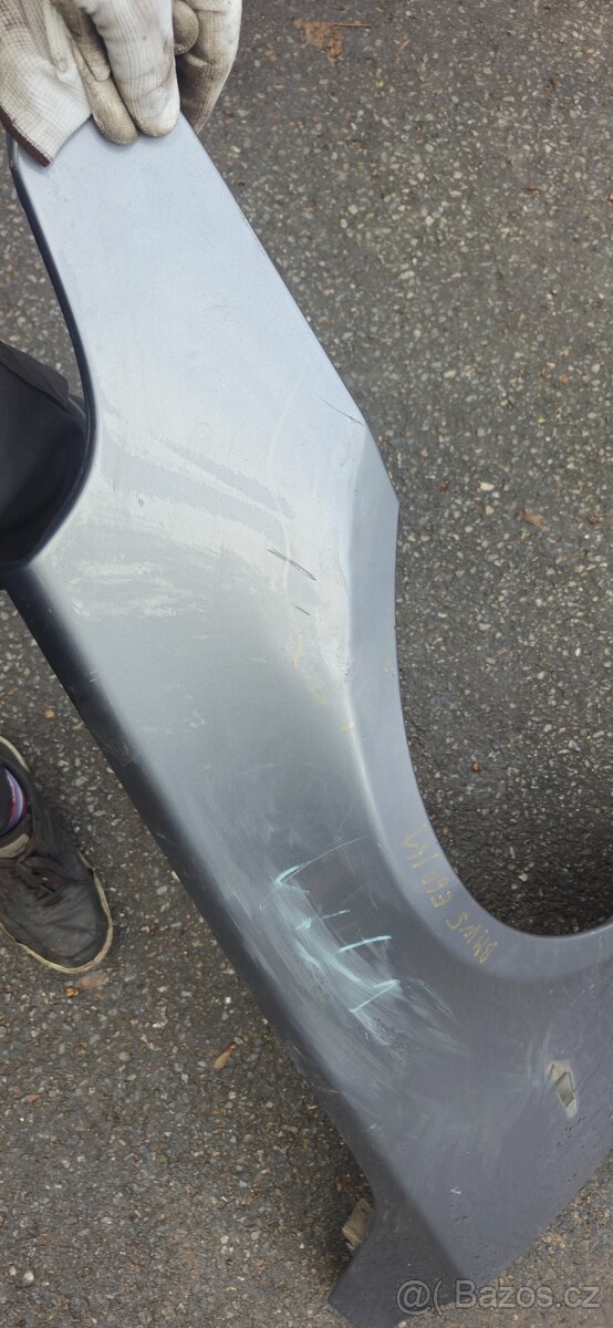 Pravy predni blatnik bmw 5 e60 e61 - 3