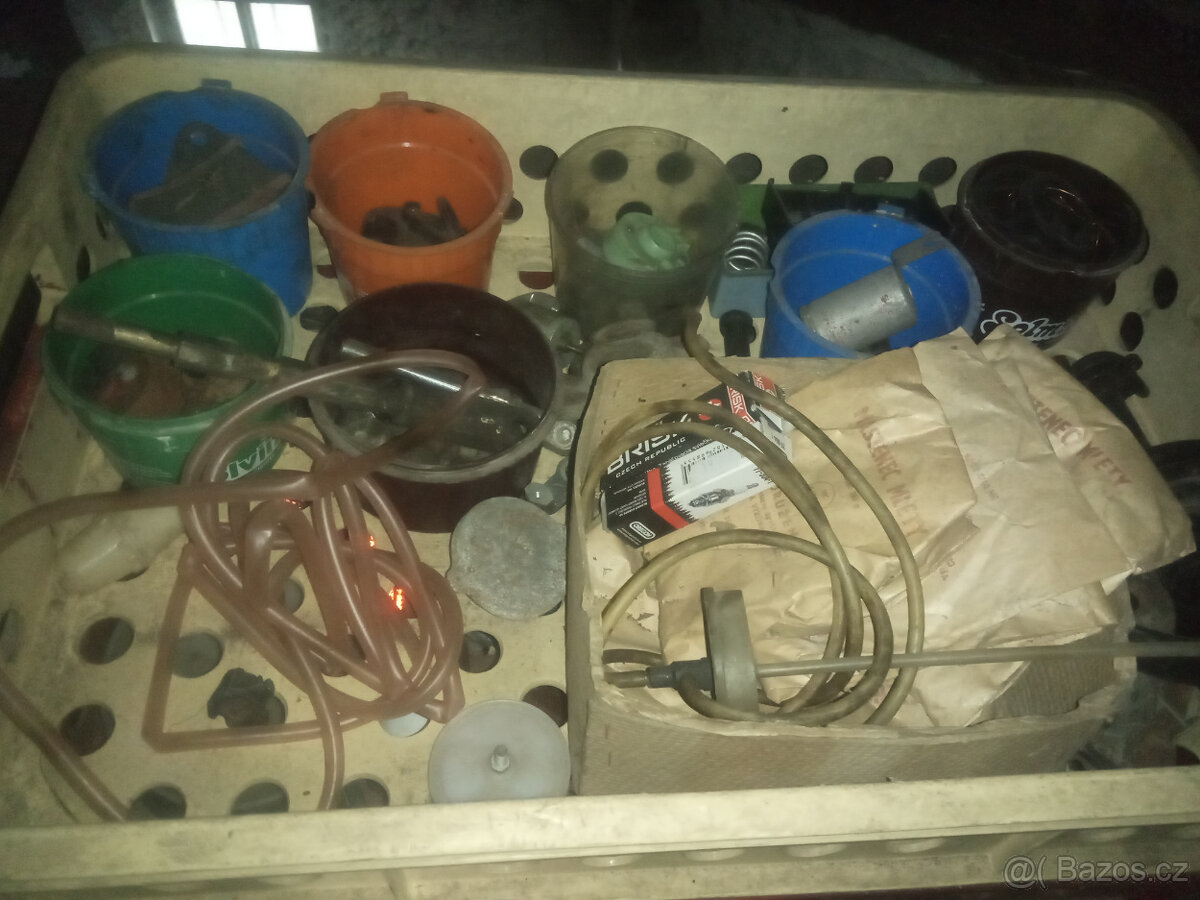 Automoto veteš především Škodovky, Žiguly, Trabanty... - 3