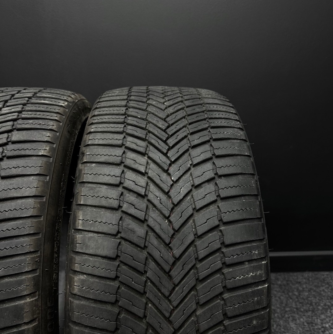 2ks pneu Bridgestone 225/40/19 93Y - 3