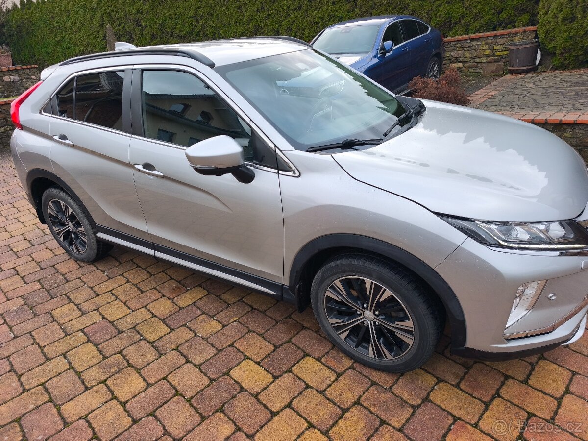Mitsubishi Eclipse Cross 1.5 120kW 4x4 360° kamery - 3