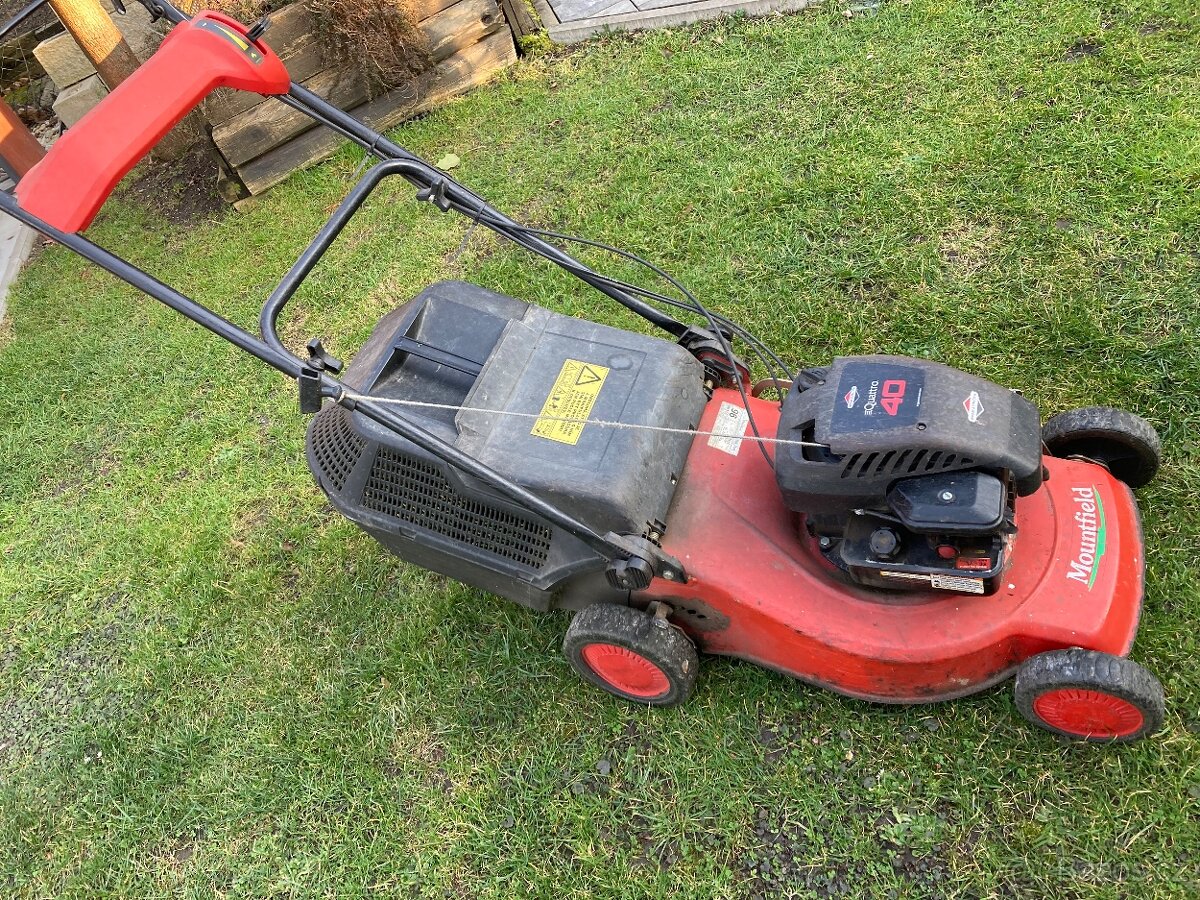 Použitá sekačka, starší. - 3