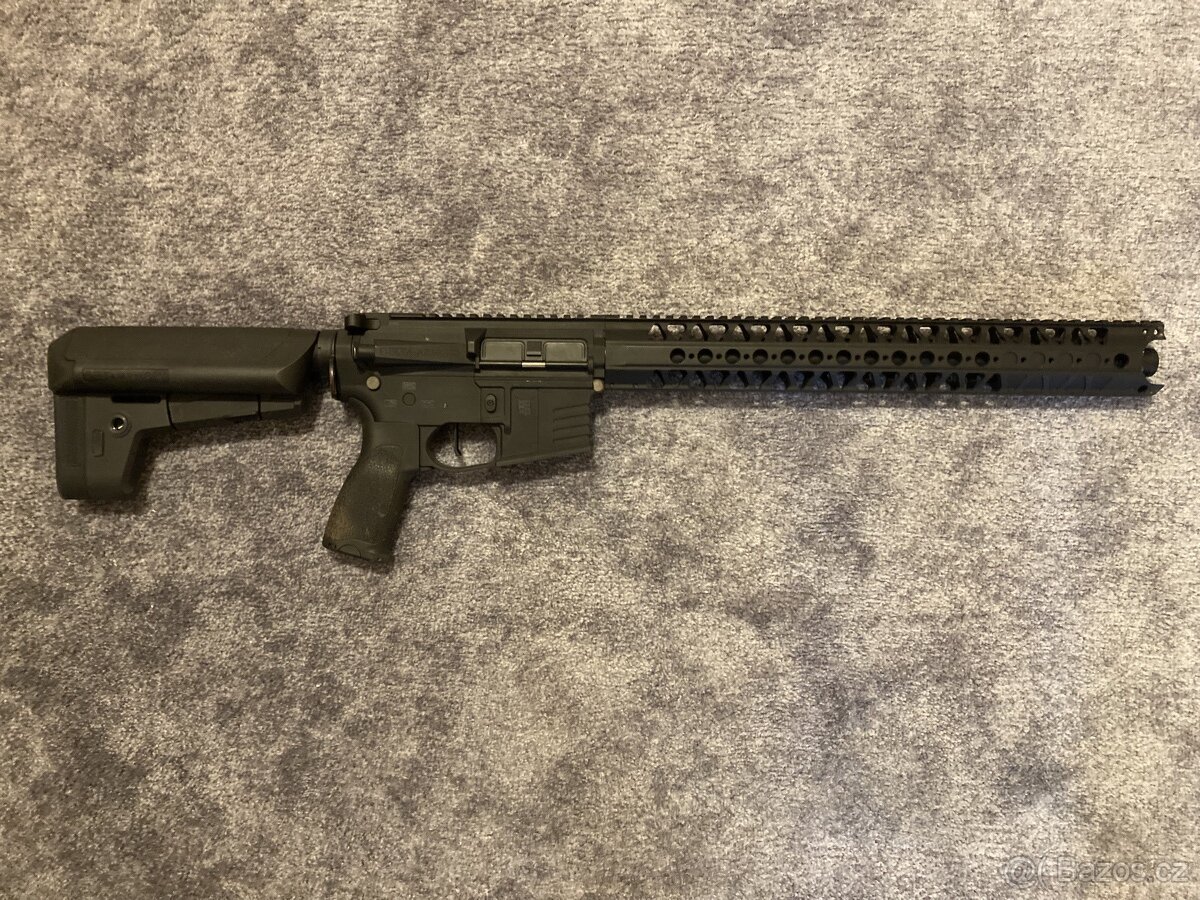 Full Upgrade AR15 Replika - 3