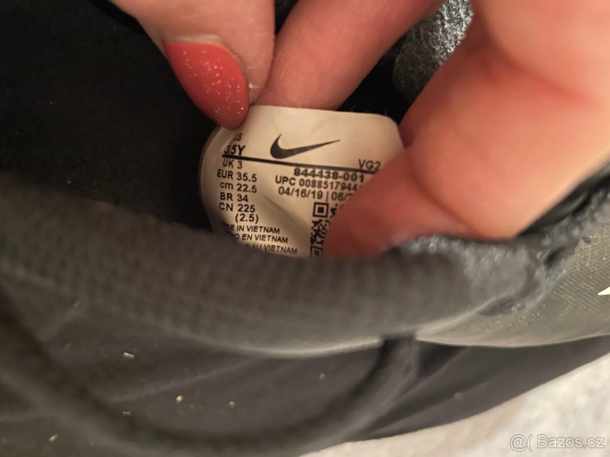 Sálová obuv Nike, vel. 35,5 - 3