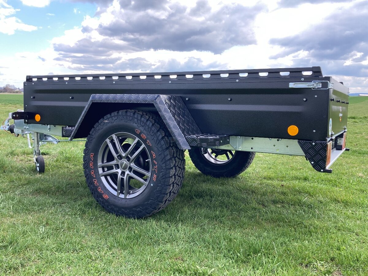 Přívěs Valník Bržděný 1.3T Offroad BLACKOUT Bockmann