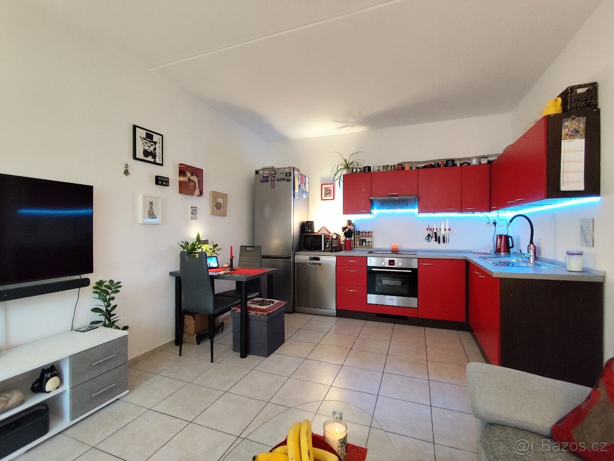 SLEVA Prodej bytu 2kk v osobním vlastnictví, nízké poplatky - 3