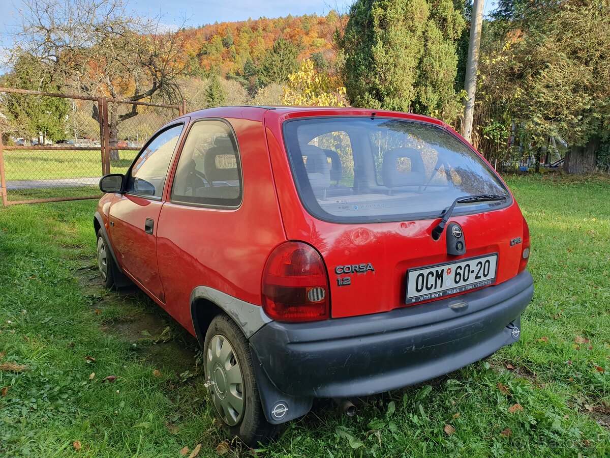 Opel Corsa - veterán - 3