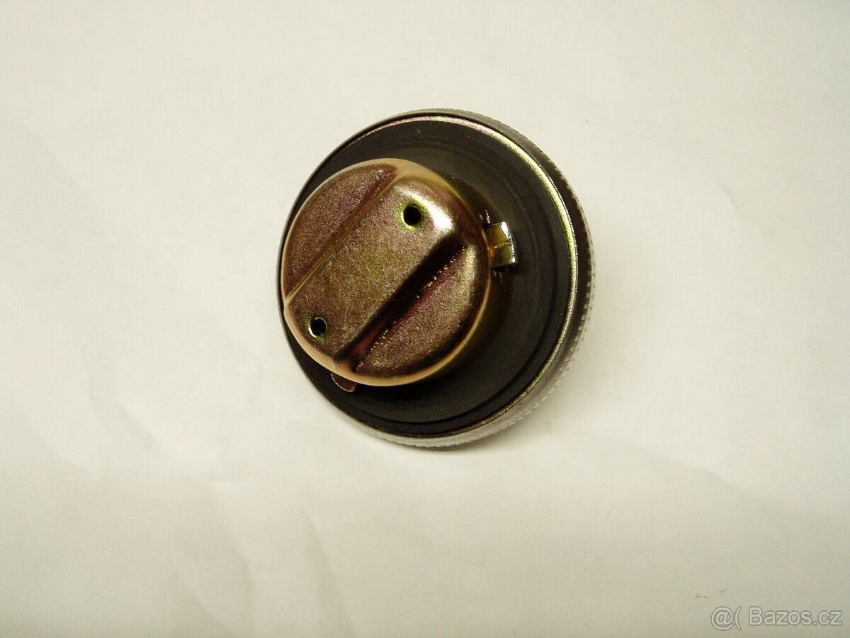 U Z Á V E R - NÁDRŽE - Uzamykatelný - Babetta 210 - - 3