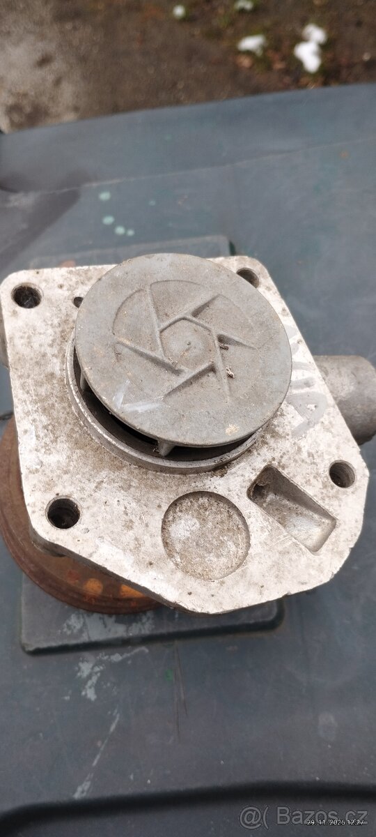 Vodní pumpa Avia A30-31 - 3