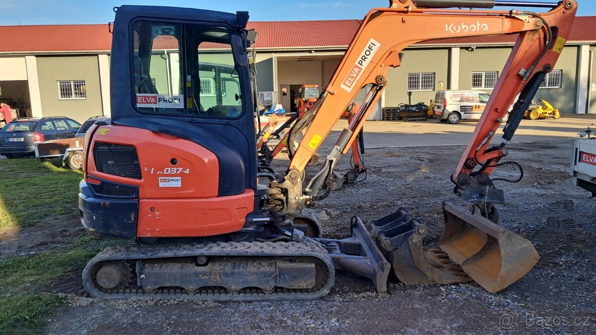 Minirypadlo KUBOTA KX037-4GLS2 - 3