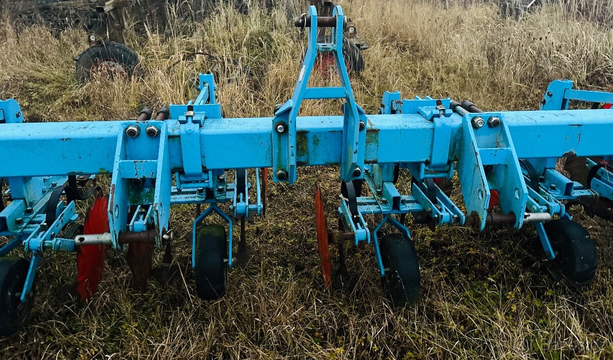 Plečka na kukuřici, slunečnici - 3