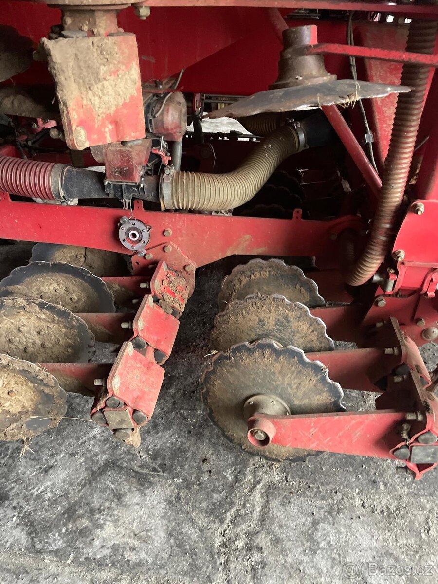 KVERNELAND U-DRILL 6000 - 3