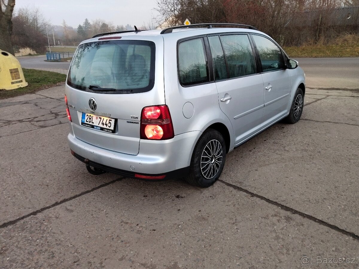 Volkswagen Touran 1.9tdi facelift - 3