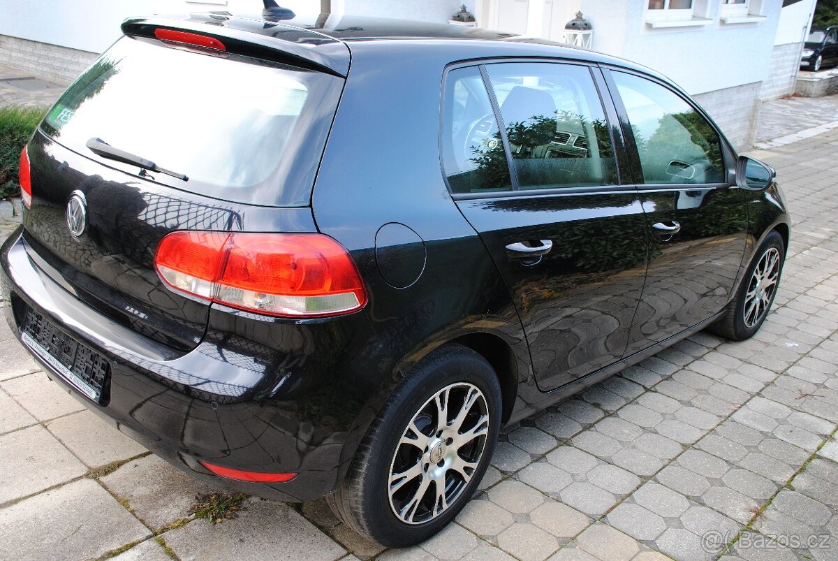 VW GOLF 6 2.0TDi 81kW - climatronic - navigace - handsfree - 3