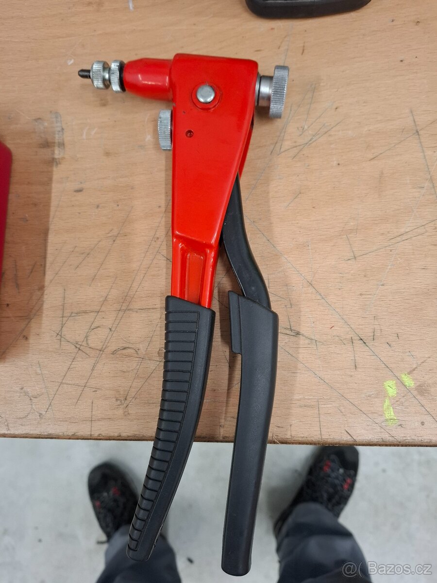 Nýtovací kleště na matice - 3