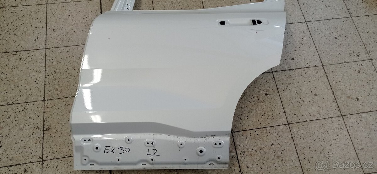 Levé zadní dveře Volvo EX30 - 3