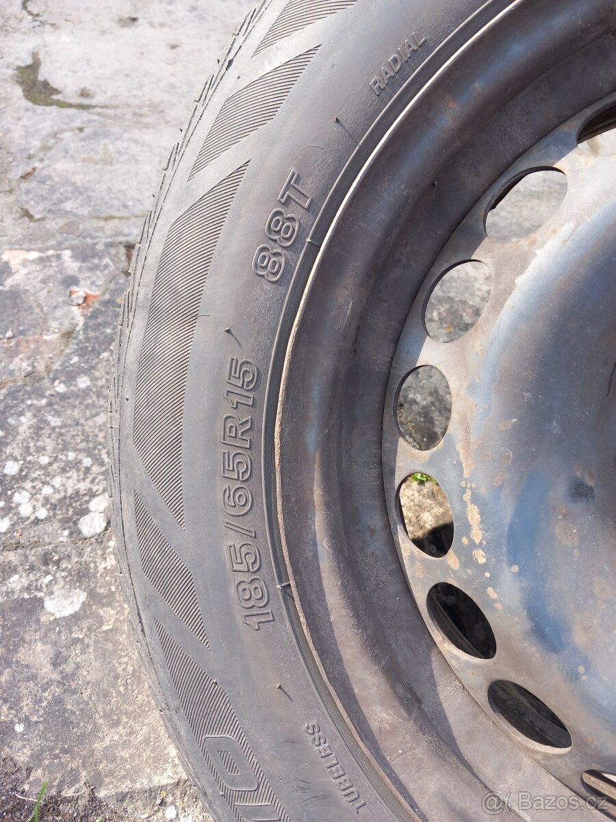 185/65 R15 mercedes A W169 - 3