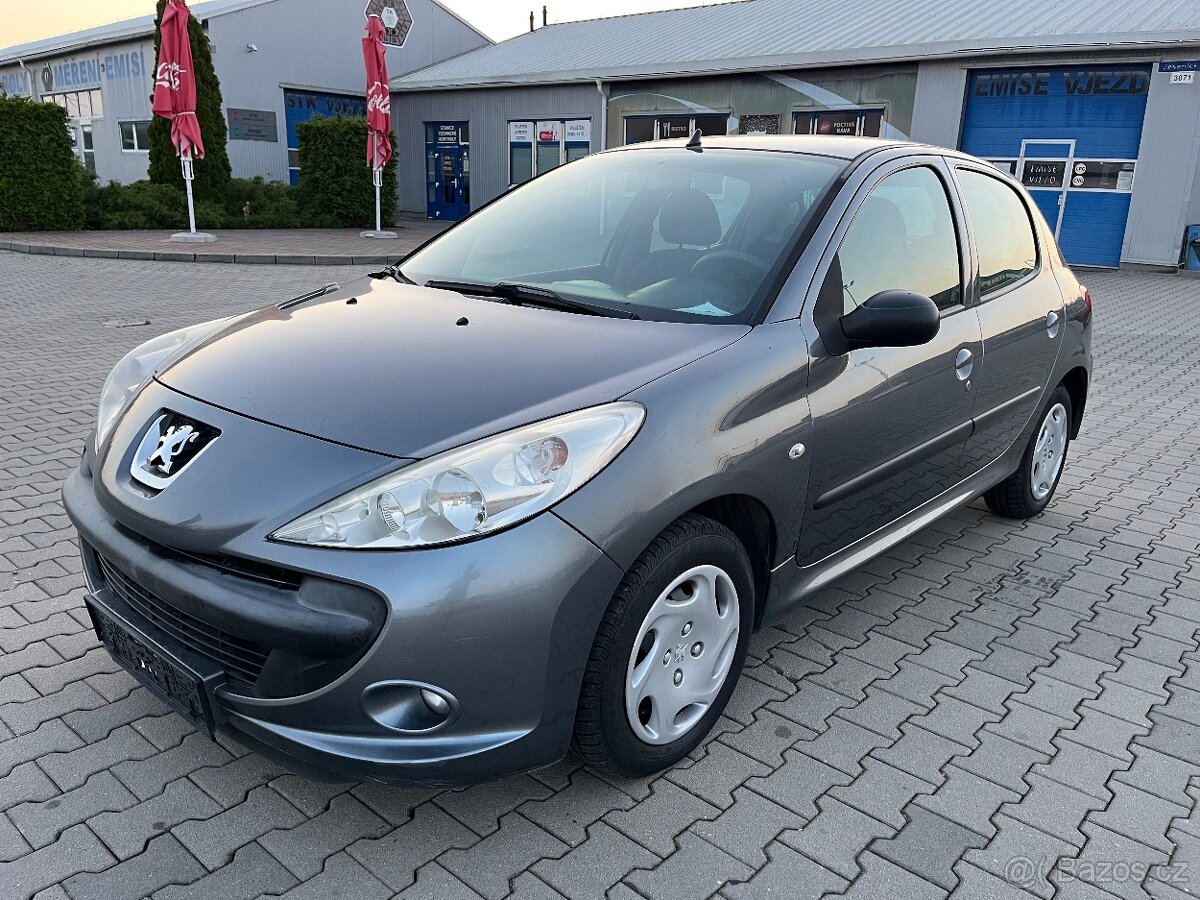 Peugeot 206 TRENDY 1.1i - 3