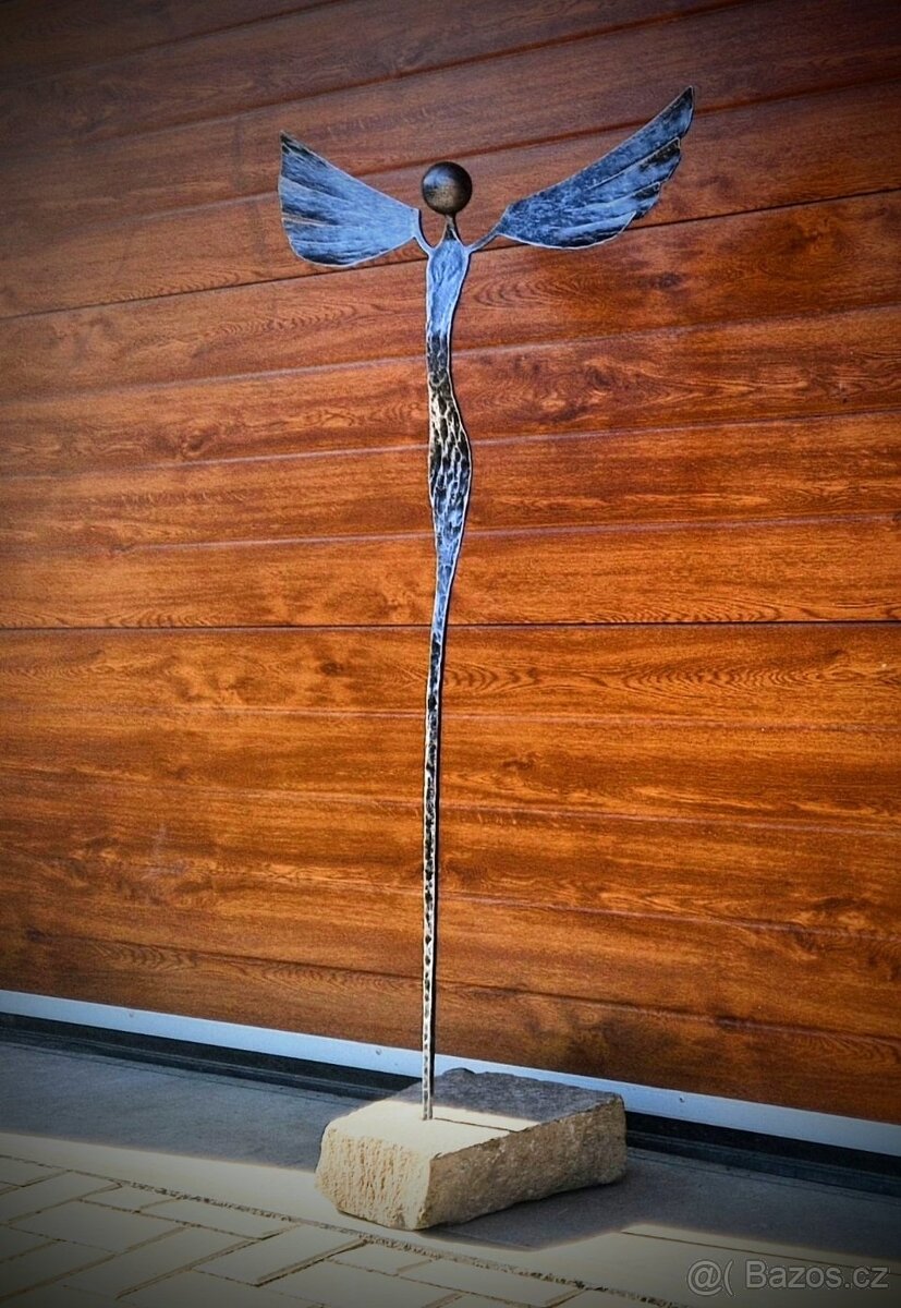 Kovaný anděl zápich 1.3 metry - 3