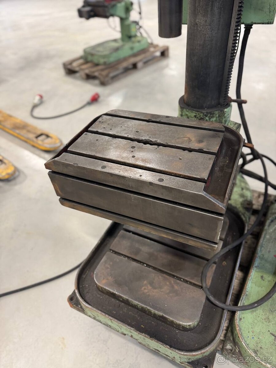 Sloupová vrtačka VS 32 A - nové elektro - 3