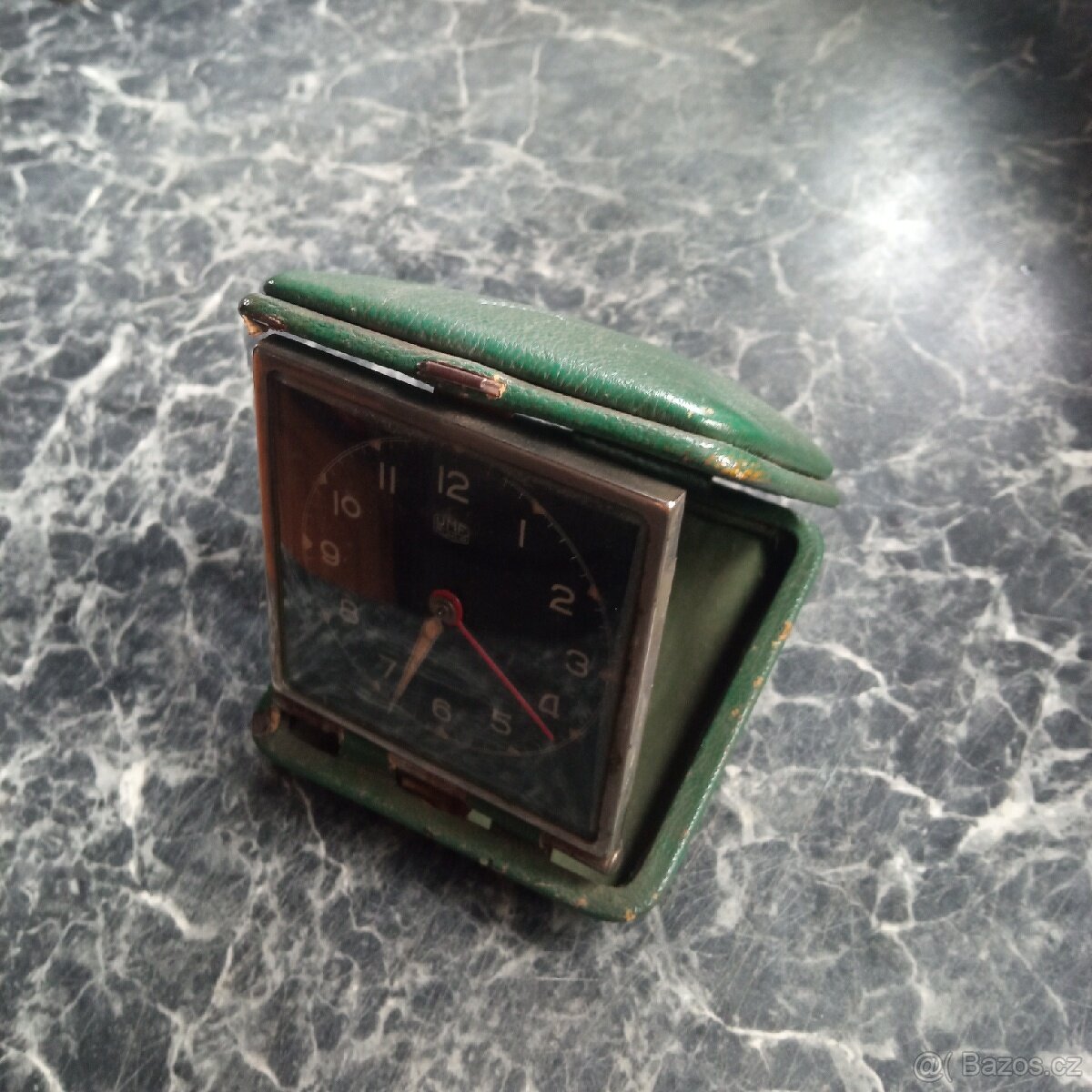 UMF Ruhla hodiny v pouzdře - 3