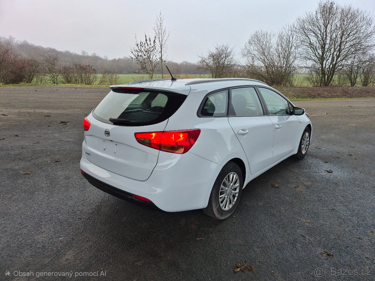 Kia ceed SW 1.6 GDi - 3