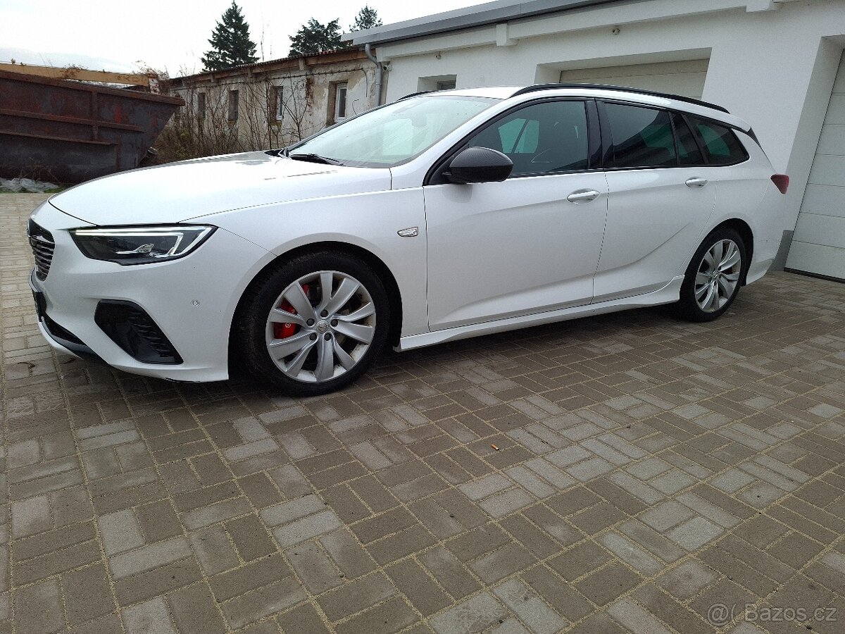 Opel insignia GSI - 3