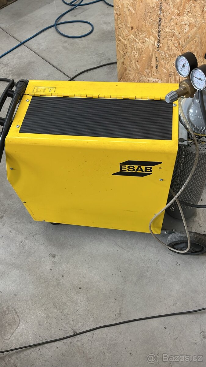 svářečka ESAB MIG C250 3PH - 3