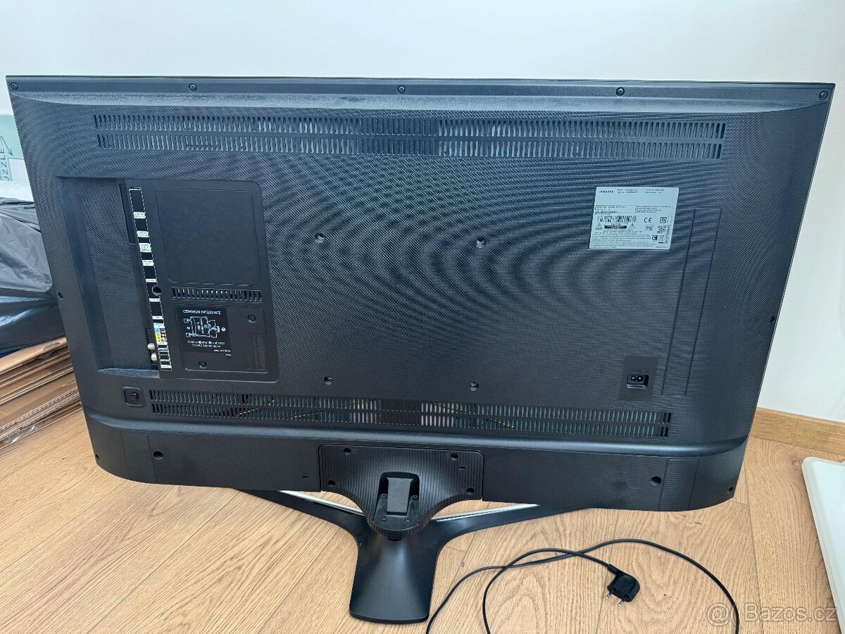 Televize Samsung 43'' (UE43MU6172) - 3