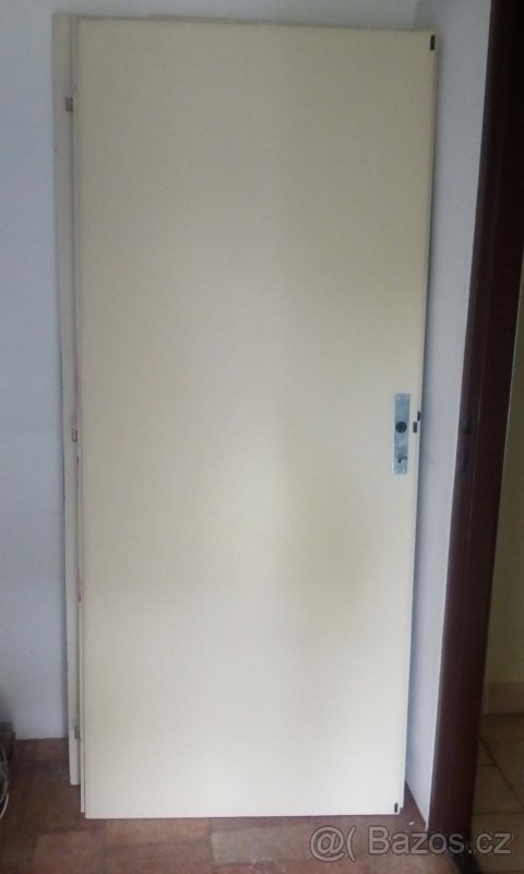 Dveře vnitřní 80 a 60cm, prosklené i plné - 3