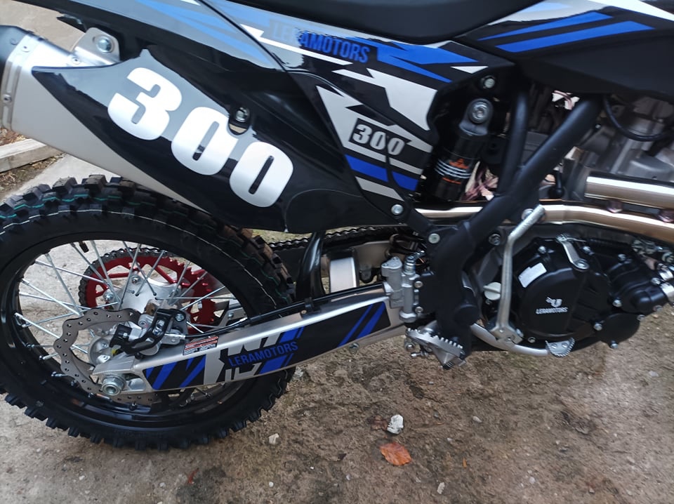 Pitbike Leramotors Killer PRO 300cc H2O – modrá - 3