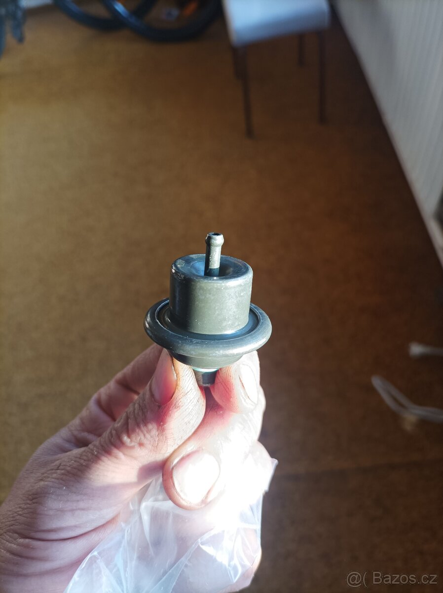 Regulátor tlaku paliva - 3