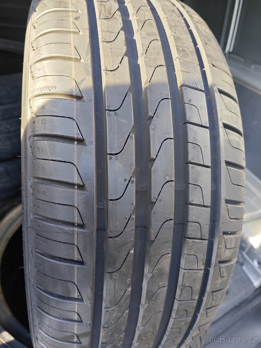 Pneu 215/45 r18 89V Pirelli P7 - 3