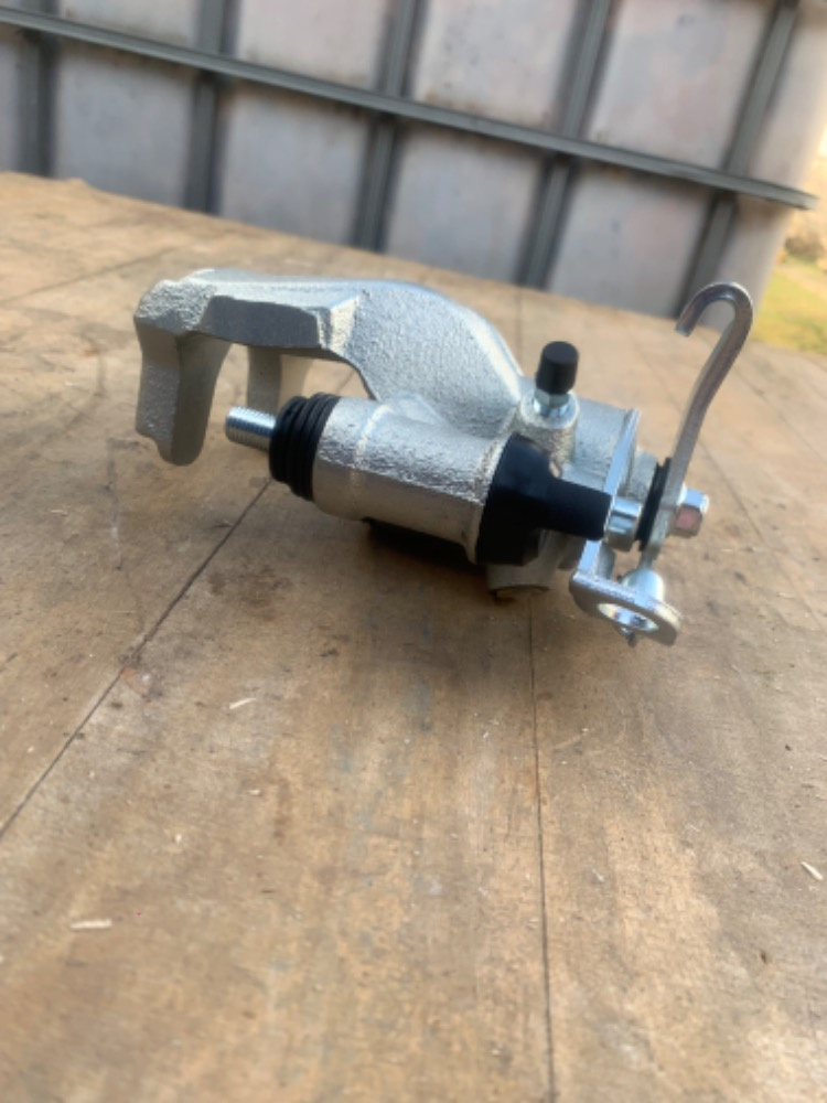 Brzdový třmen zadní (pravý) - 3