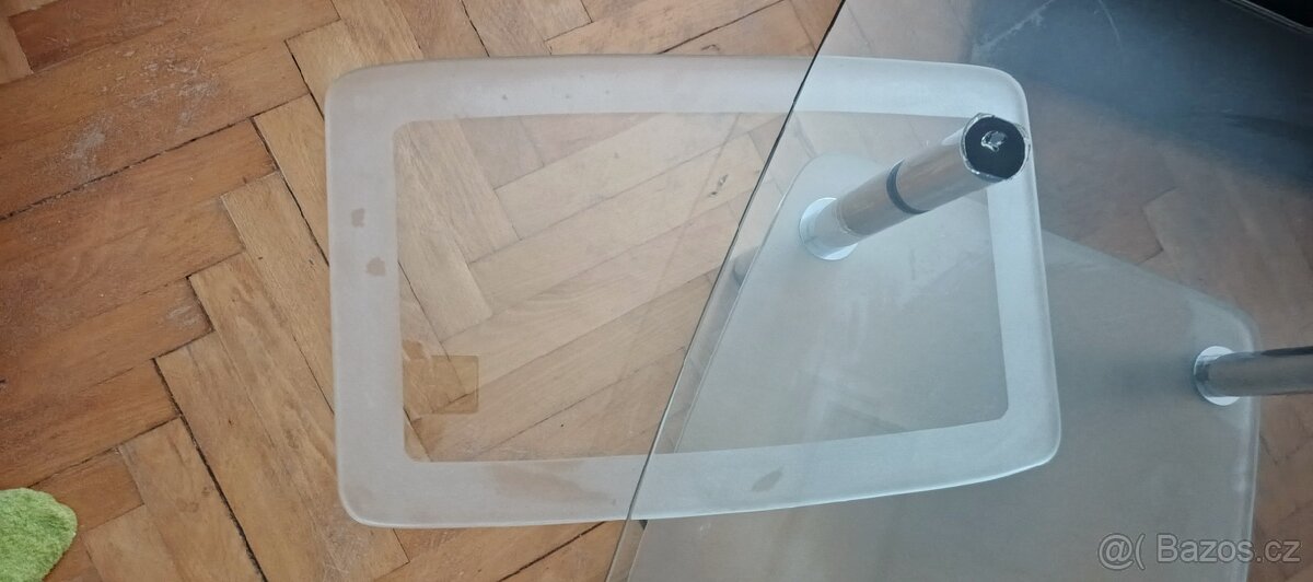 Skleněný stůl - 3