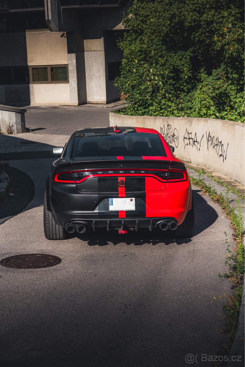 Dodge Charger - 3