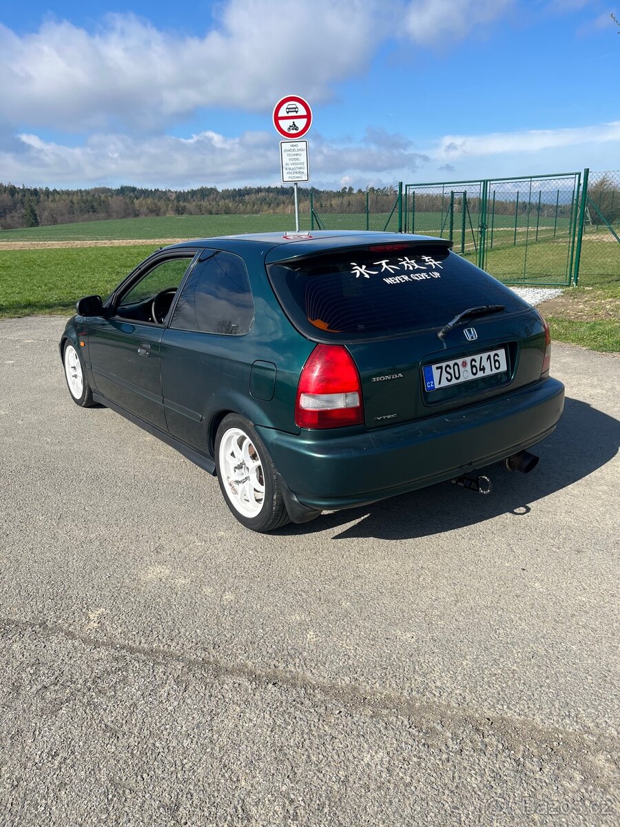 Honda Civic 6g 1.5 - 3