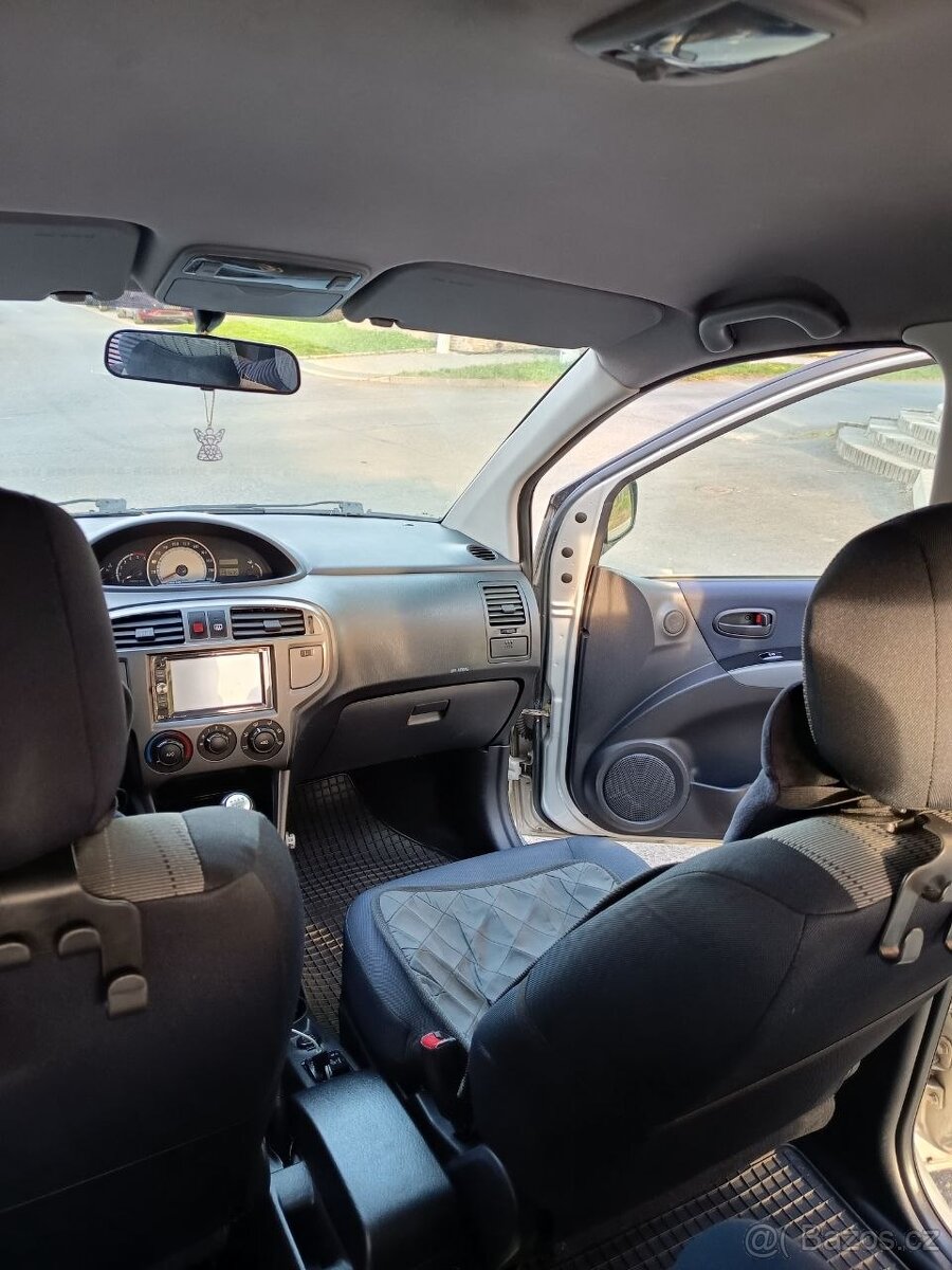 Hyundai Matrix - 3