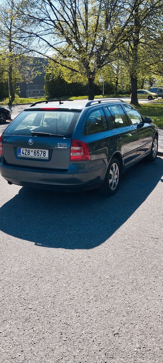 Škoda octavia 2 1.6 FSI - 3
