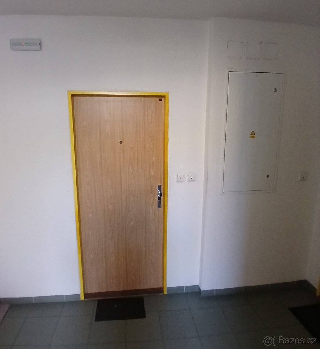 pronájem zděného bytu 2+kk - 3