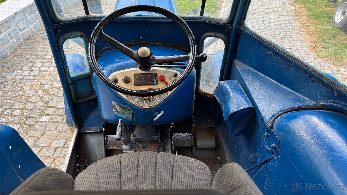 Traktor Zetor 3011 - 3